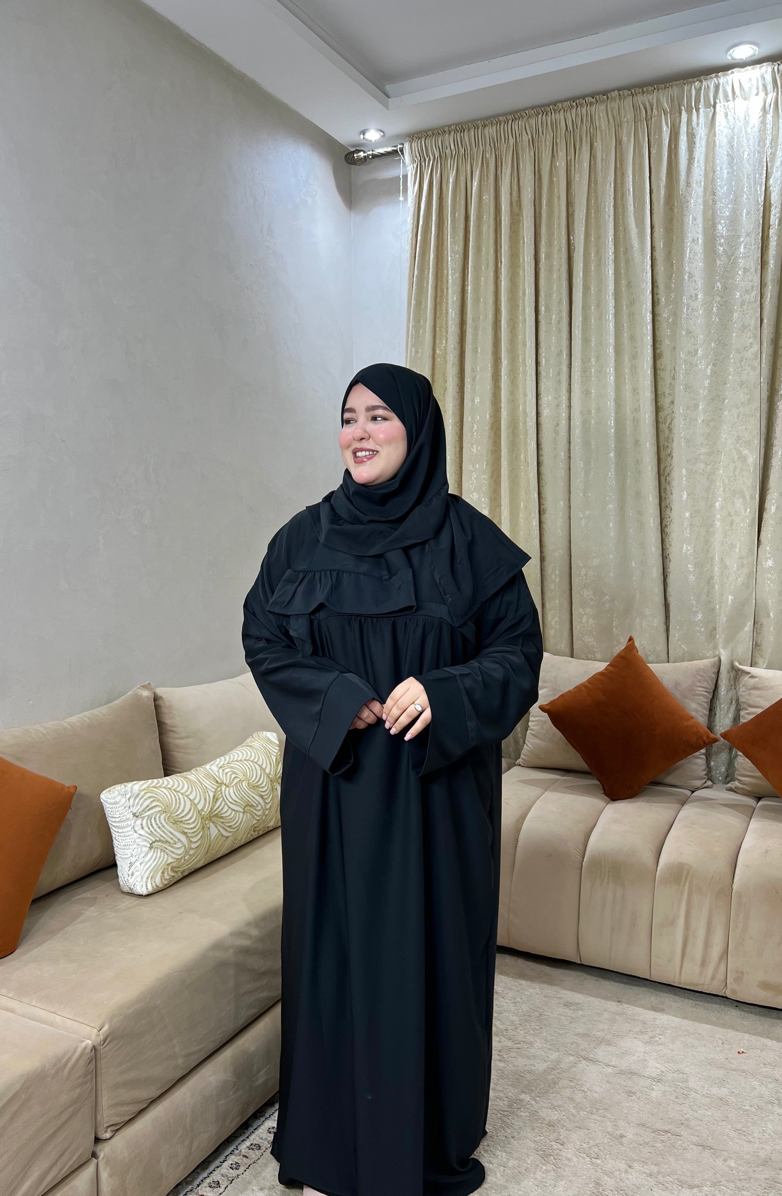 Abaya Noor avec foulard