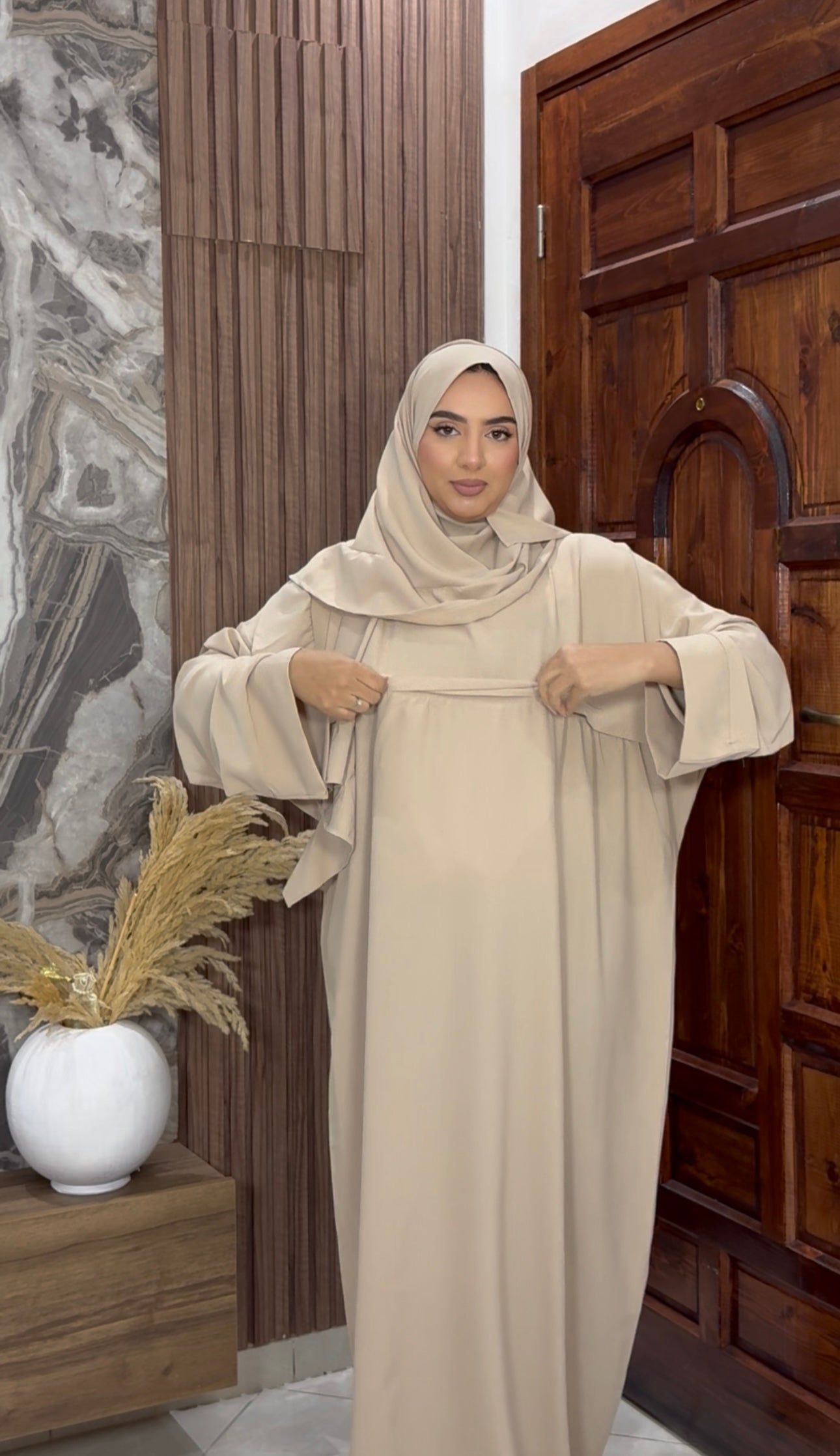 Abaya Noor avec foulard